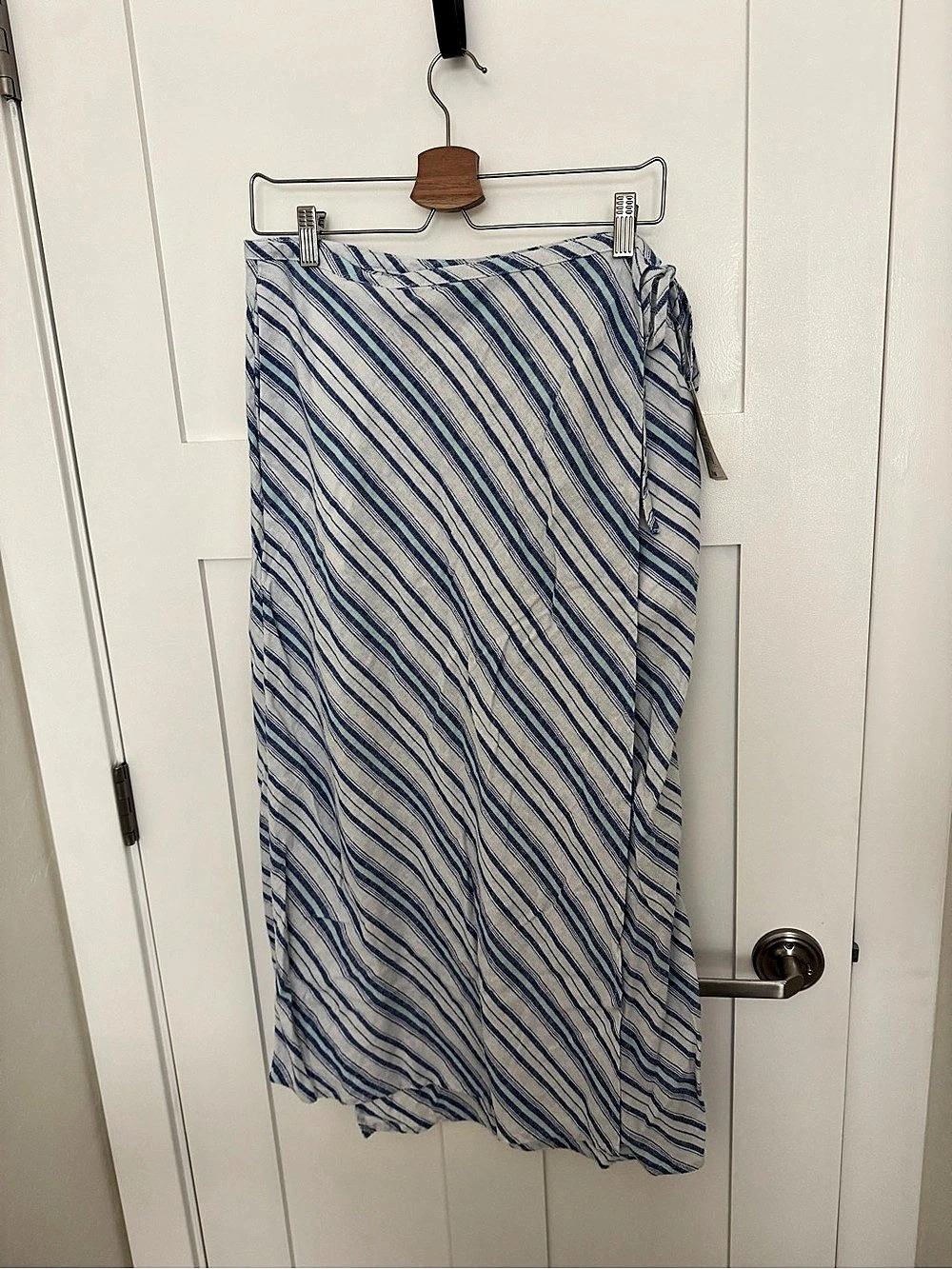 A New Day Striped Linen Midi Wrap Skirt in Blue & White Size Large NWT